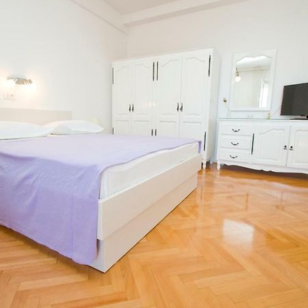 Apartmani Marija Cizmic Makarska Exterior photo