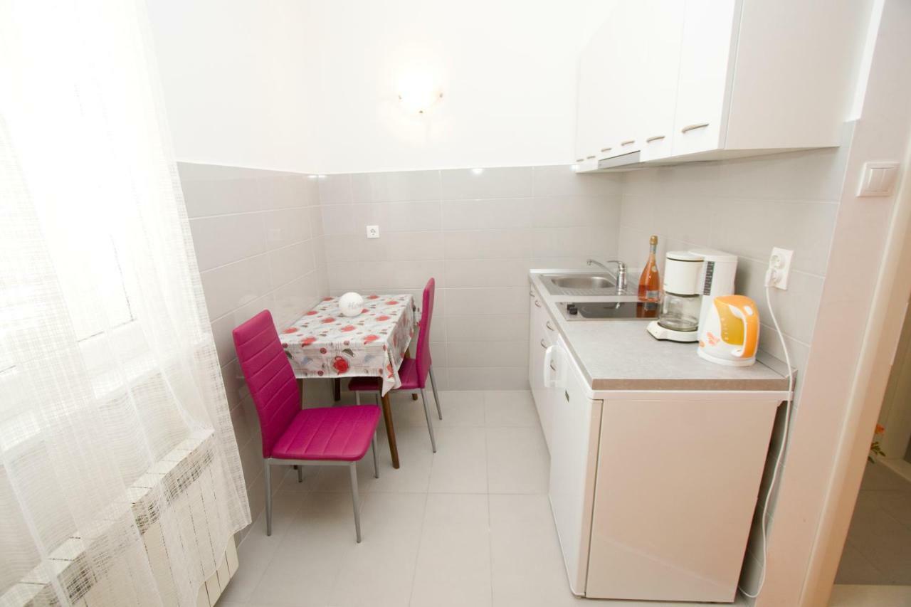 Apartmani Marija Cizmic Makarska Exterior photo