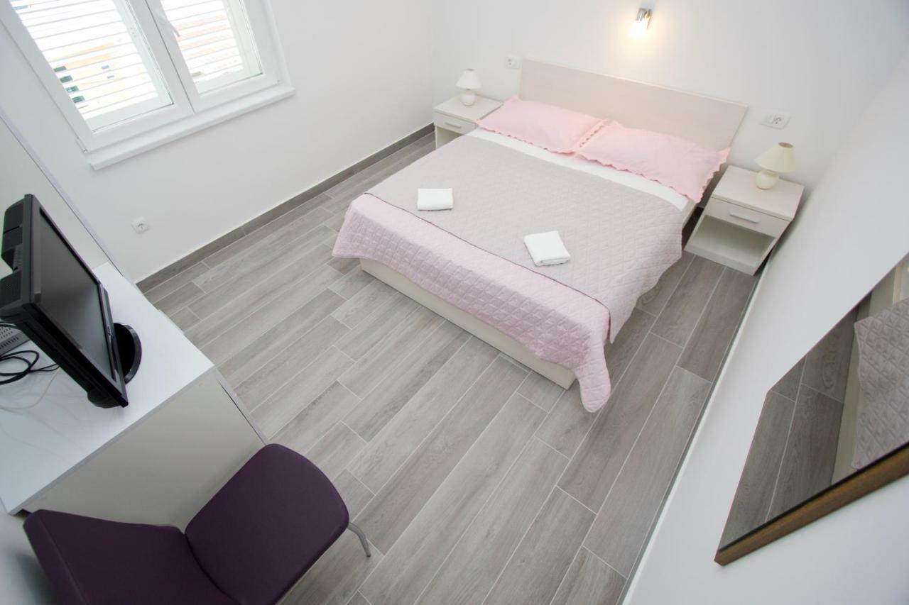 Apartmani Marija Cizmic Makarska Exterior photo
