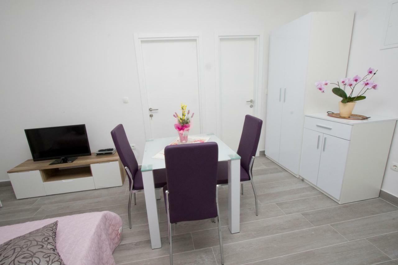 Apartmani Marija Cizmic Makarska Exterior photo