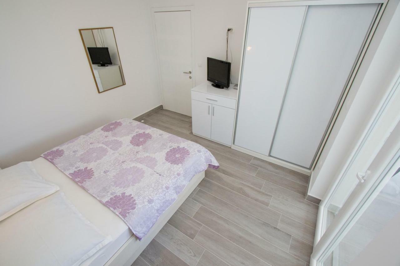 Apartmani Marija Cizmic Makarska Exterior photo