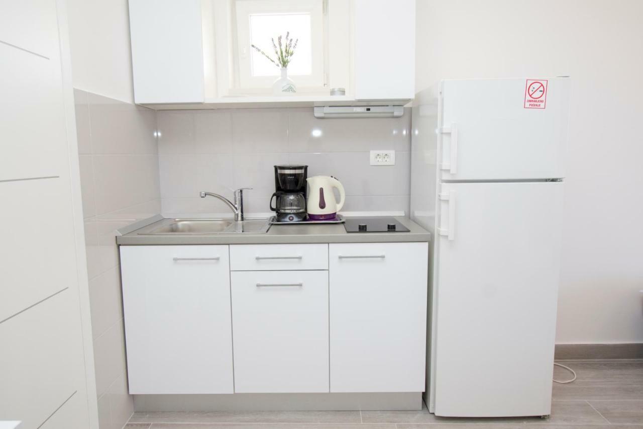 Apartmani Marija Cizmic Makarska Exterior photo
